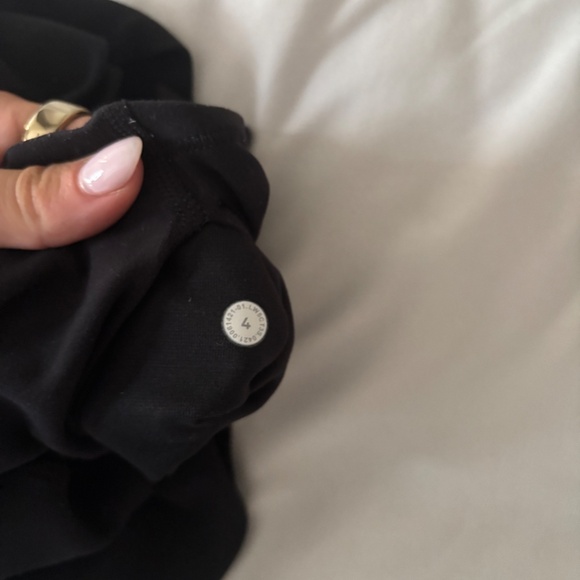 Lululemon Aligns - Picture 3 of 3